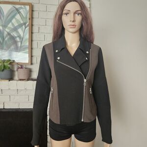 Aritzia Wilfred Black and Brown Blazer Jacket Zip Up Assymetrical